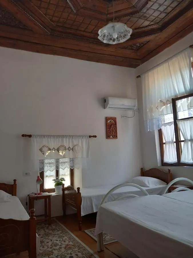 Pensión Guesthouse & hostel Lorenc Berat