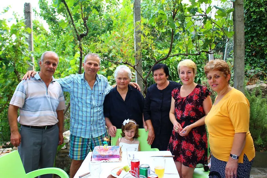 Guesthouse & hostel Lorenc Berat Albania