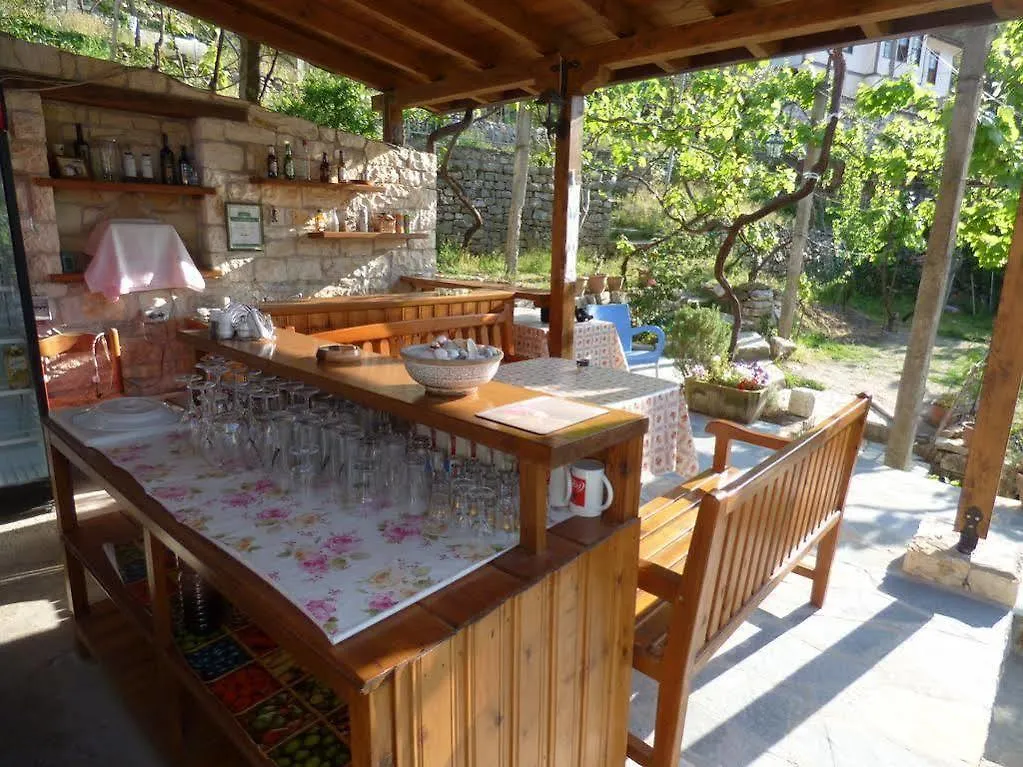 Guesthouse & hostel Lorenc Berat Pensión
